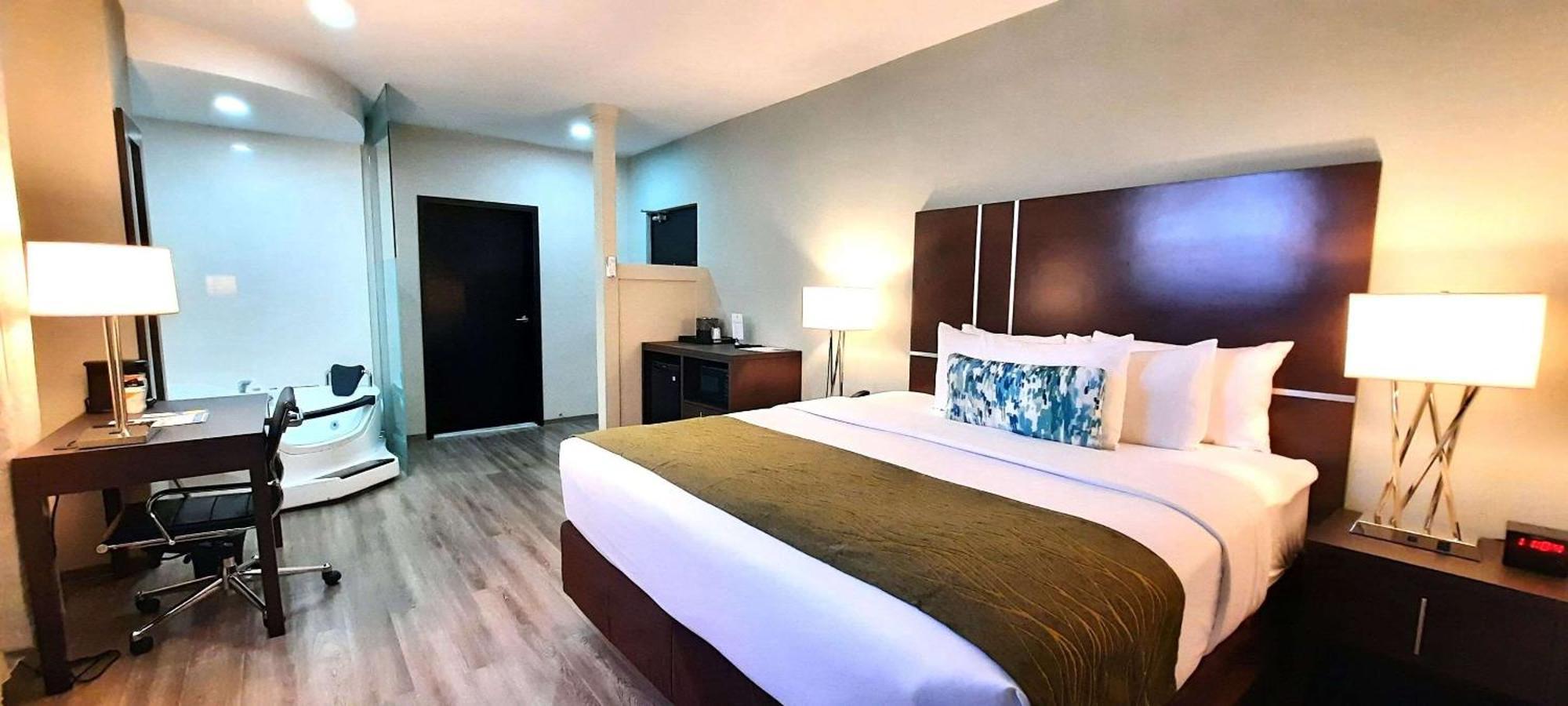 Comfort Inn & Suites Tobago Signal Hill Exteriér fotografie